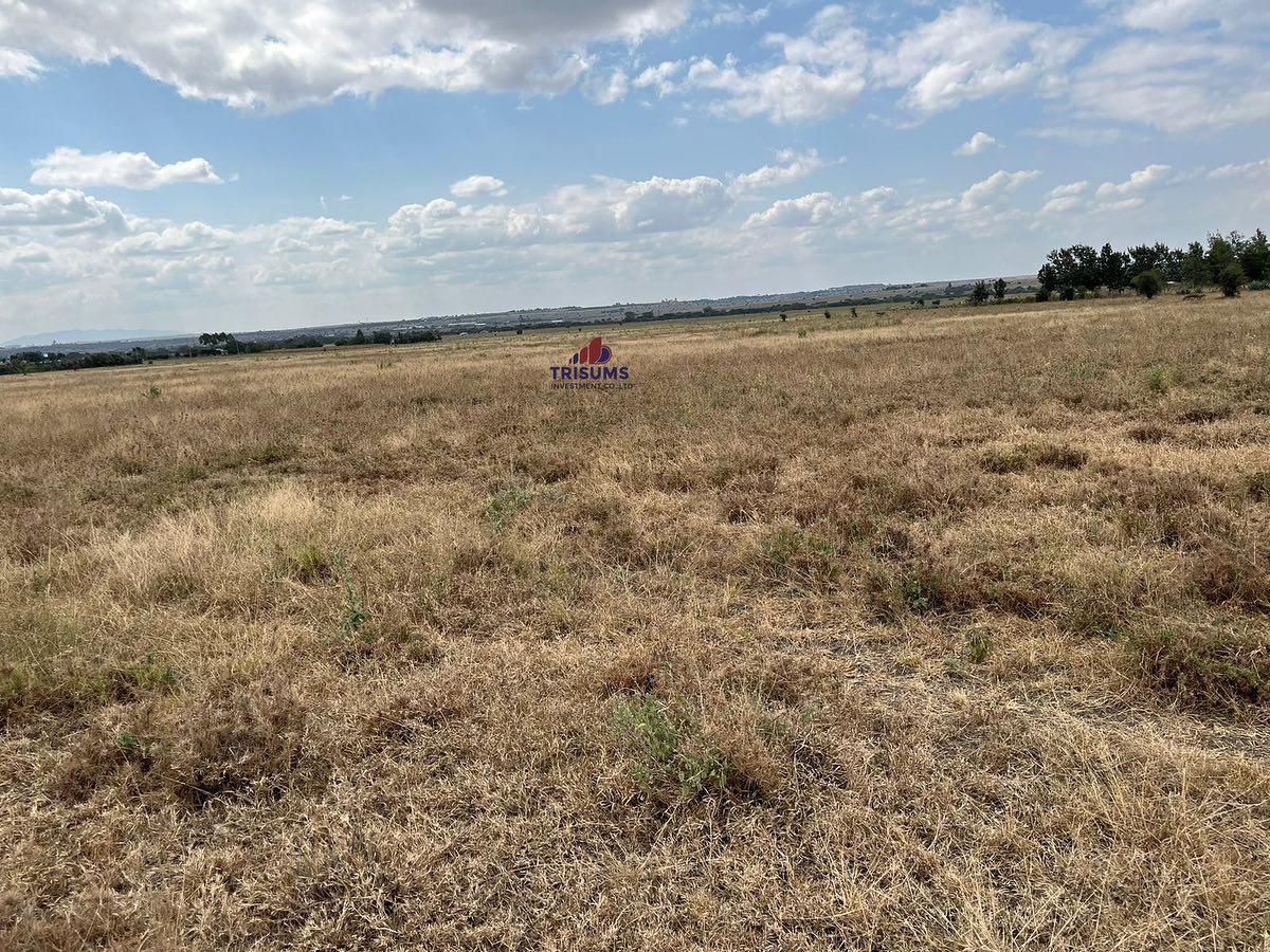 4.5 acres land for sale in Kiserian